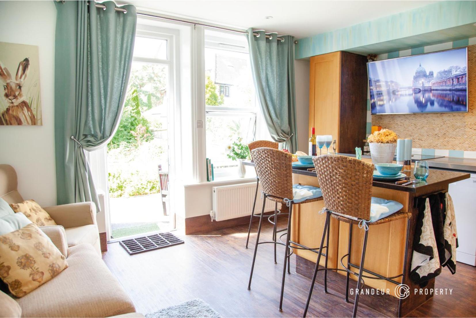 The Gardenside Apartment By Grandeur Property Борнмът Екстериор снимка